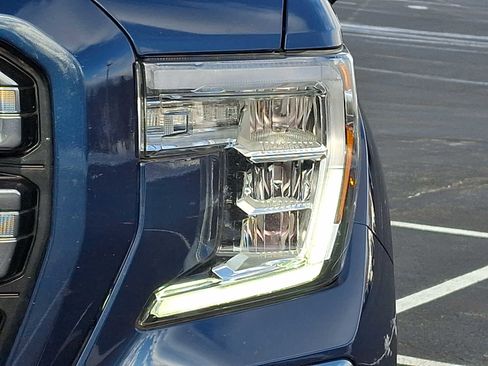 Used 2020 GMC Sierra 1500 AT4 w/ AT4 Premium Package image 8