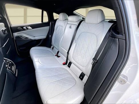 Used 2023 BMW X6 xDrive40i w/ M Sport Package image 26