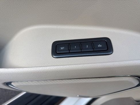 Used 2020 GMC Yukon Denali w/ Denali Ultimate Package image 24