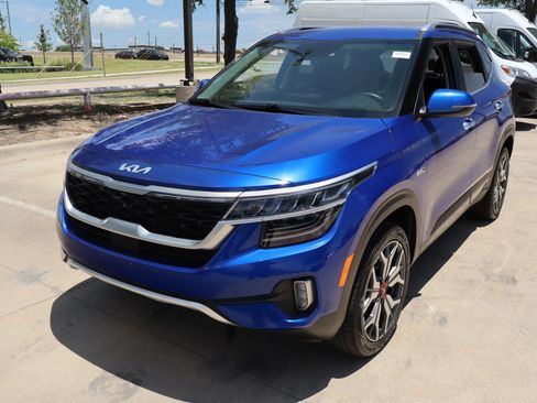 Used 2023 Kia Seltos SX AWD/4WD image 8