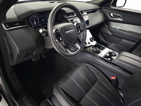 Used 2018 Land Rover Range Rover Velar R-Dynamic SE image 19