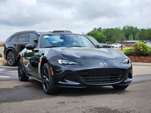 New 2026 MAZDA MX-5 Miata Sport RWD image 4