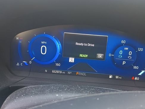 Used 2020 Ford Escape Titanium w/ Titanium Premium Package 2.0 AWD/4WD image 9
