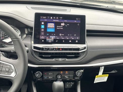 New 2026 Jeep Compass Latitude AWD/4WD image 21