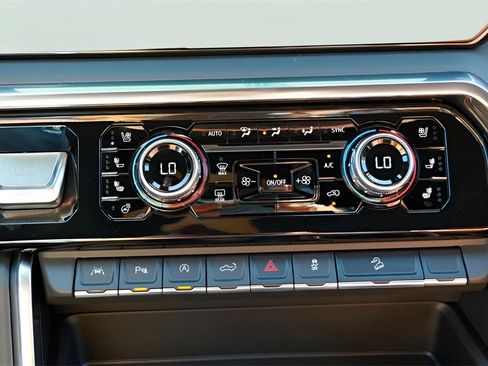 New 2026 GMC Sierra 1500 Denali Ultimate image 16