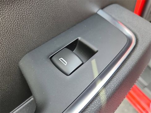 New 2026 GMC Sierra 1500 Elevation image 10