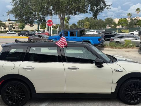 Used 2017 MINI Cooper Clubman S FWD image 4