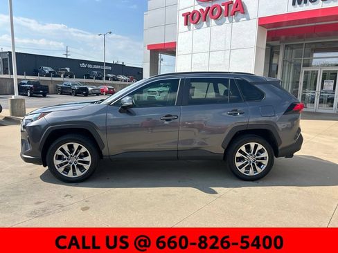 Used 2024 Toyota RAV4 XLE Premium w/ Weather Package AWD/4WD image 17