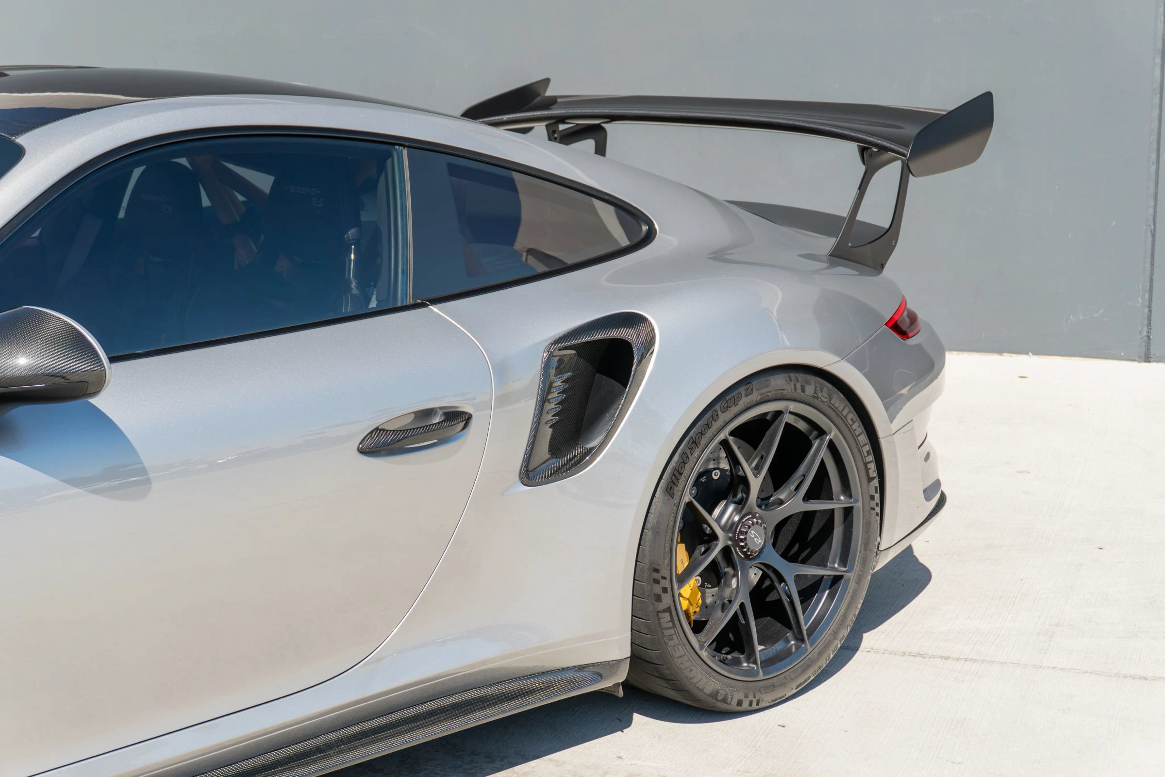 Used 2019 Porsche 911 GT3 RS RWD image 25