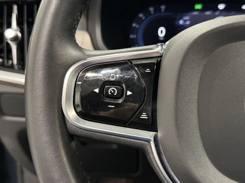 Used 2023 Volvo S90 B6 Ultimate w/ Protection Package Premier image 30