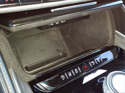 Used 2022 Jeep Wagoneer Series II image 11