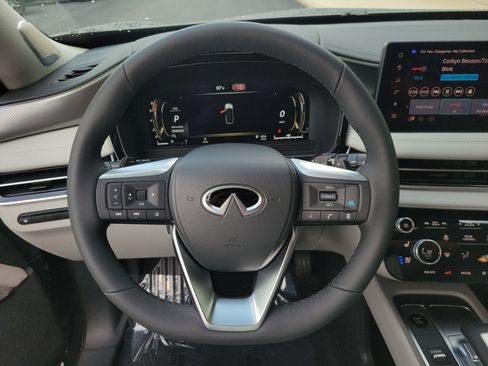 New 2027 INFINITI QX60 Luxe w/ Family Package FWD image 31