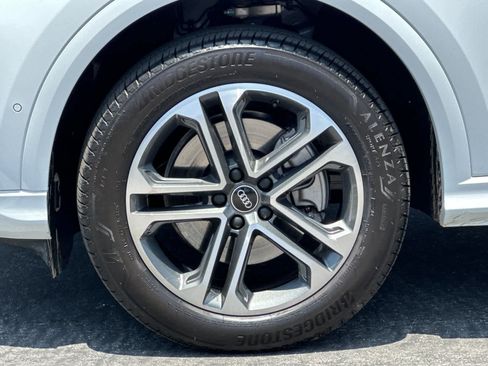 Used 2025 Audi Q5 Premium w/ Convenience Package AWD/4WD image 27