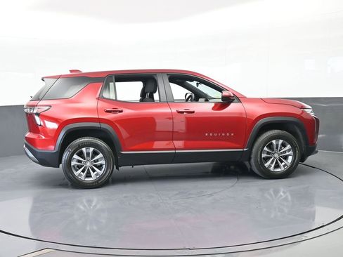 Used 2025 Chevrolet Equinox LT image 7