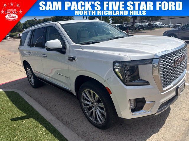 Used 2022 GMC Yukon Denali AWD/4WD image 3