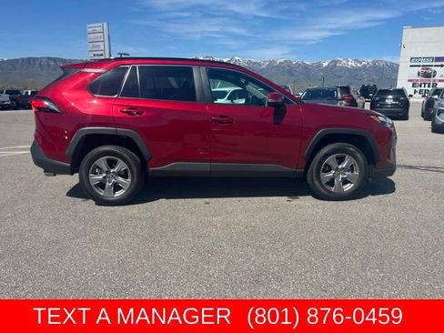 Used 2025 Toyota RAV4 XLE AWD/4WD image 3