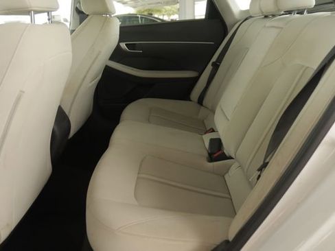 Used 2024 Hyundai Sonata SEL image 29