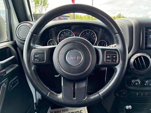 Used 2018 Jeep Wrangler Unlimited Sport S AWD/4WD image 19