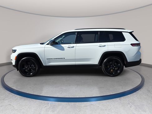 Certified 2023 Jeep Grand Cherokee L Laredo AWD/4WD image 8