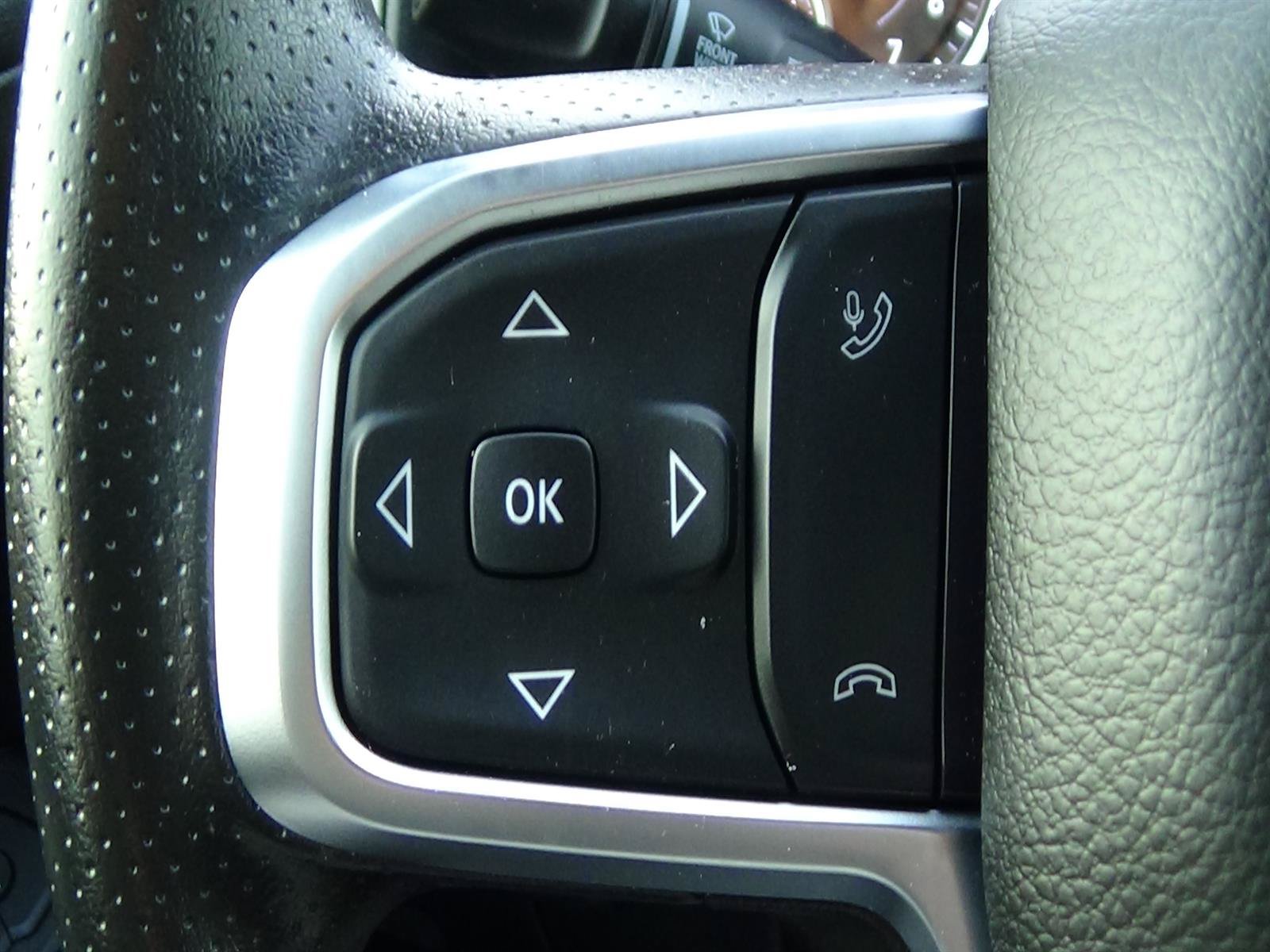 Used 2025 RAM 1500 Tradesman AWD/4WD image 21