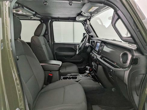 Used 2023 Jeep Wrangler Unlimited image 23