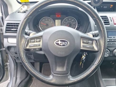 Used 2013 Subaru Crosstrek 2.0i Premium AWD/4WD image 12