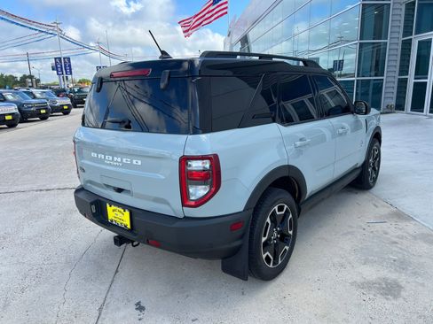 Used 2021 Ford Bronco Sport Outer Banks AWD/4WD image 3