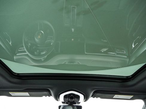 New 2026 Porsche Macan S AWD/4WD image 22