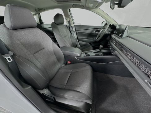 Certified 2024 Honda Accord EX image 27