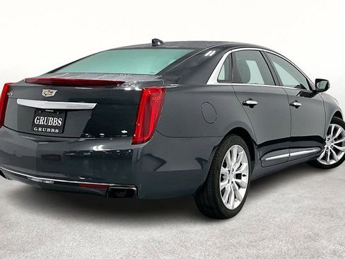 Used 2017 Cadillac XTS Luxury image 2