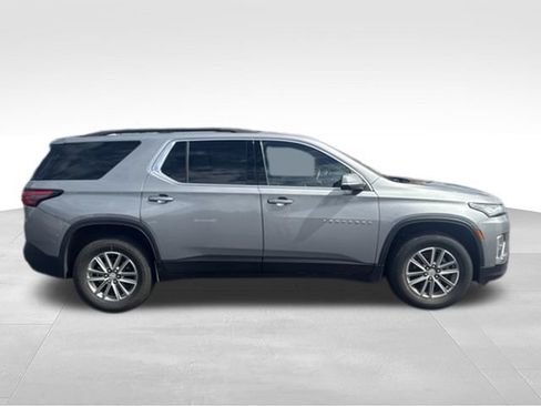 Certified 2023 Chevrolet Traverse LT FWD image 5