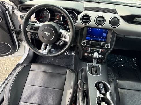 Used 2021 Ford Mustang Premium image 17