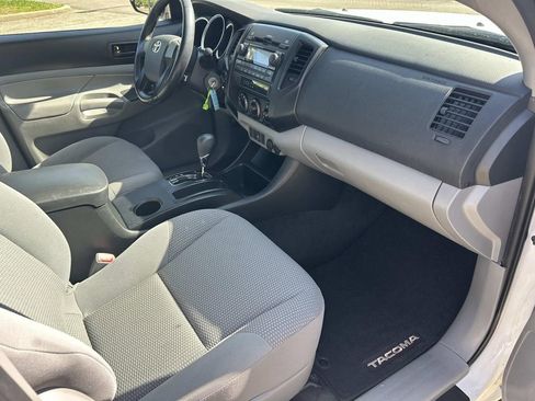 Used 2012 Toyota Tacoma 4x4 Access Cab w/ Convenience Pkg image 22
