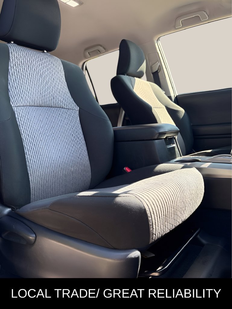 Used 2020 Toyota 4Runner SR5 AWD/4WD image 23