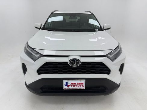 Used 2024 Toyota RAV4 XLE image 3