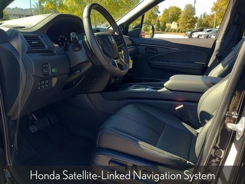 Certified 2025 Honda Ridgeline TrailSport+ image 17