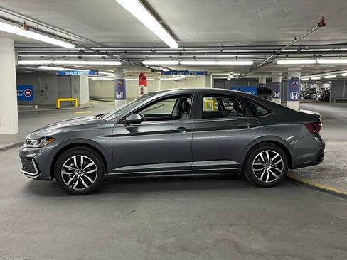 New 2026 Volkswagen Jetta SE image 27