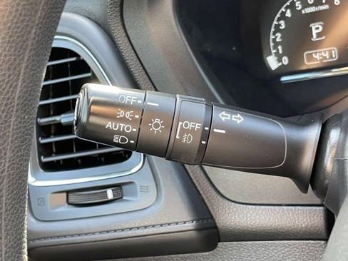 Used 2022 Honda HR-V EX image 20