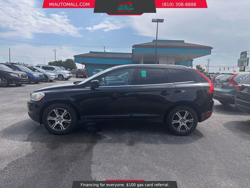 Used 2013 Volvo XC60 T6 AWD/4WD image 2