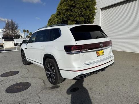 New 2025 Volkswagen Atlas SEL Premium R-Line image 4