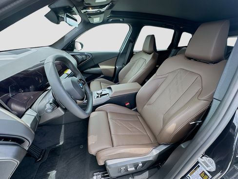 New 2025 BMW X3 xDrive30i w/ Convenience Package image 16
