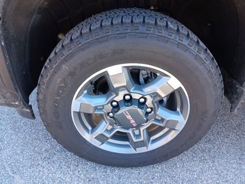 New 2026 GMC Sierra 2500 SLT w/ SLT Premium Package image 5