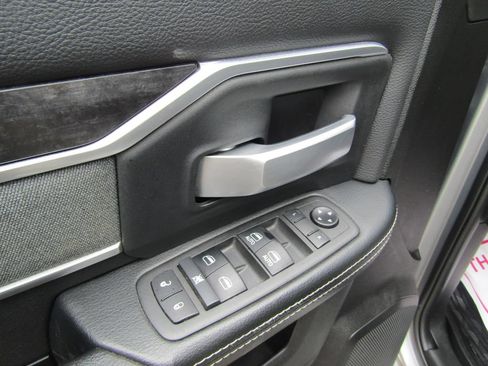 Used 2022 RAM 2500 Big Horn w/ Level A Equipment Group AWD/4WD image 19