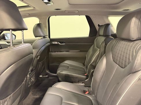 Used 2024 Hyundai Palisade Limited image 11