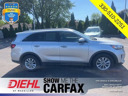 Used 2019 Kia Sorento AWD V6 w/ LX V6 Convenience Package image 3