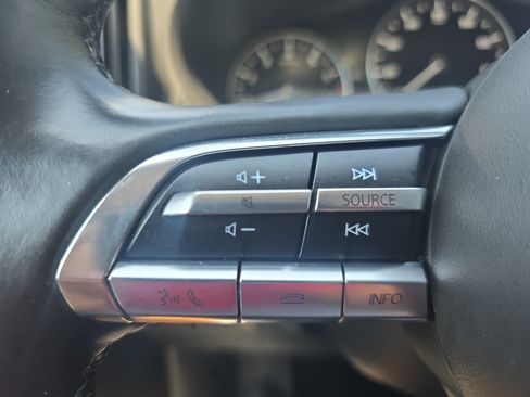 Used 2024 MAZDA CX-50 AWD 2.5 S w/ Premium Package image 17