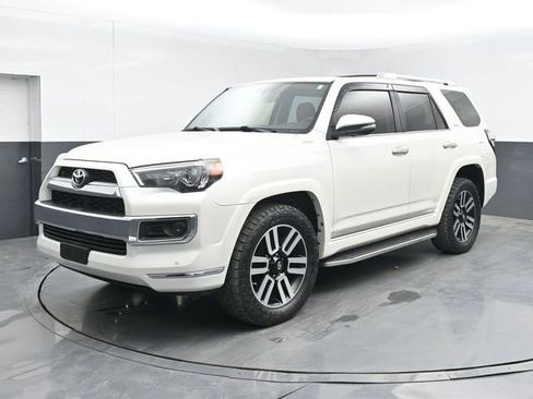 Used 2016 Toyota 4Runner Limited image 10