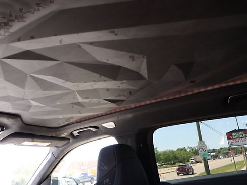 Used 2024 BMW XM image 12