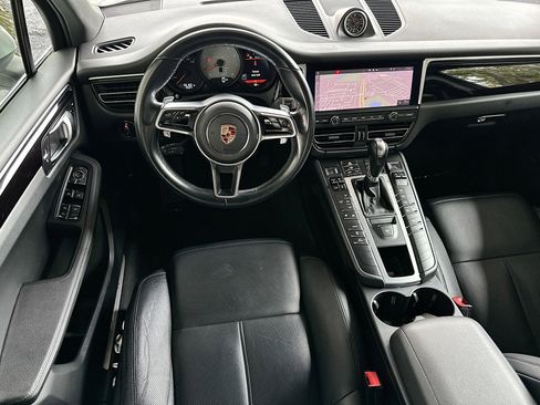 Used 2020 Porsche Macan S image 24