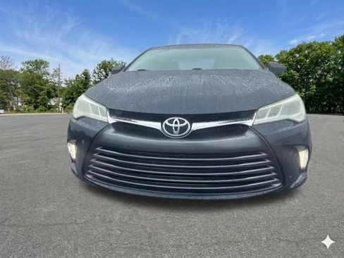 Used 2017 Toyota Camry XLE w/ Protection Package (Q2) FWD image 3